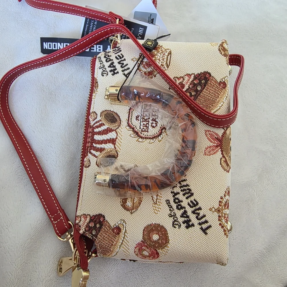 Henney Bear London adorable crossbody